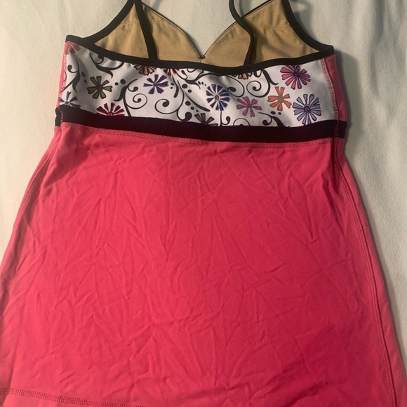 One Tooth Super Cute Spring Workout Top Size L - Picture 3 of 4